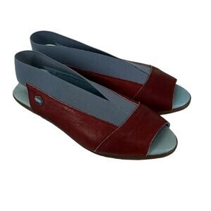 CLOUD  Caliber Red & Blue Peep Toe Leather Sandal SZ 35